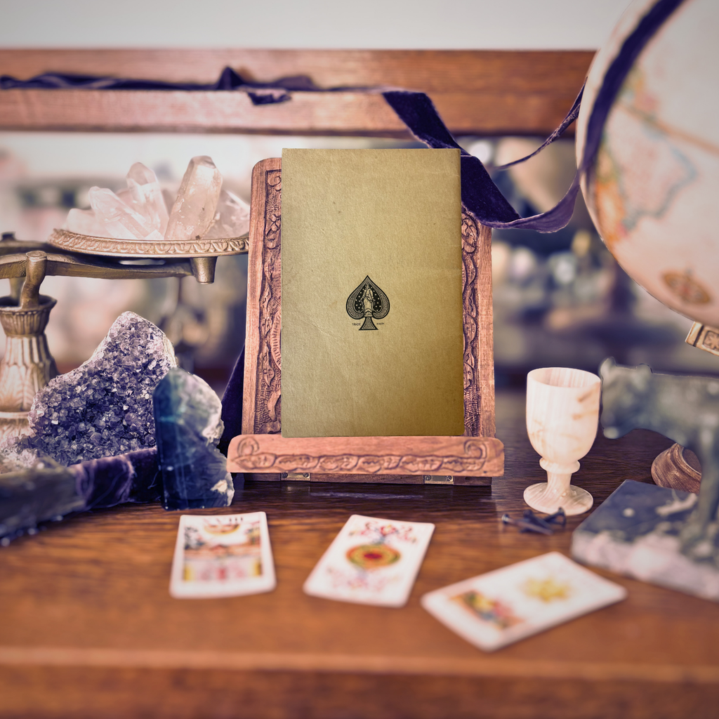 Vintage 1920s Fortune Telling with Playing Cards Booklet | U.S. Playing Card Co. | 1921-1923 |