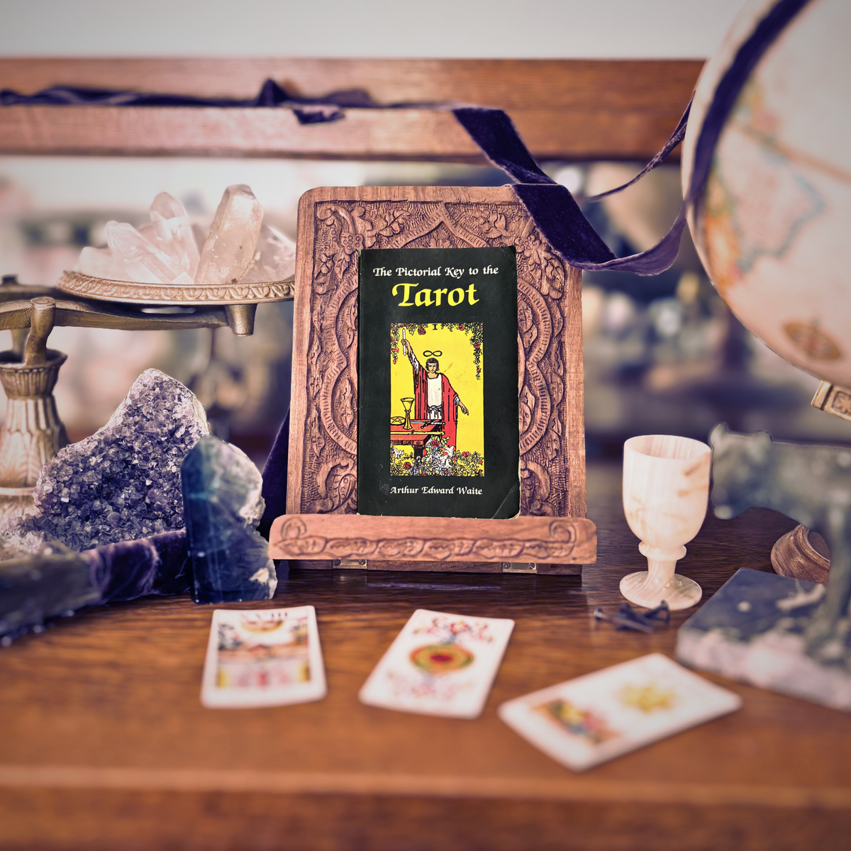 The Pictorial Key to the Tarot | Arthur Edward Waite | 1986 | Pre-Owned