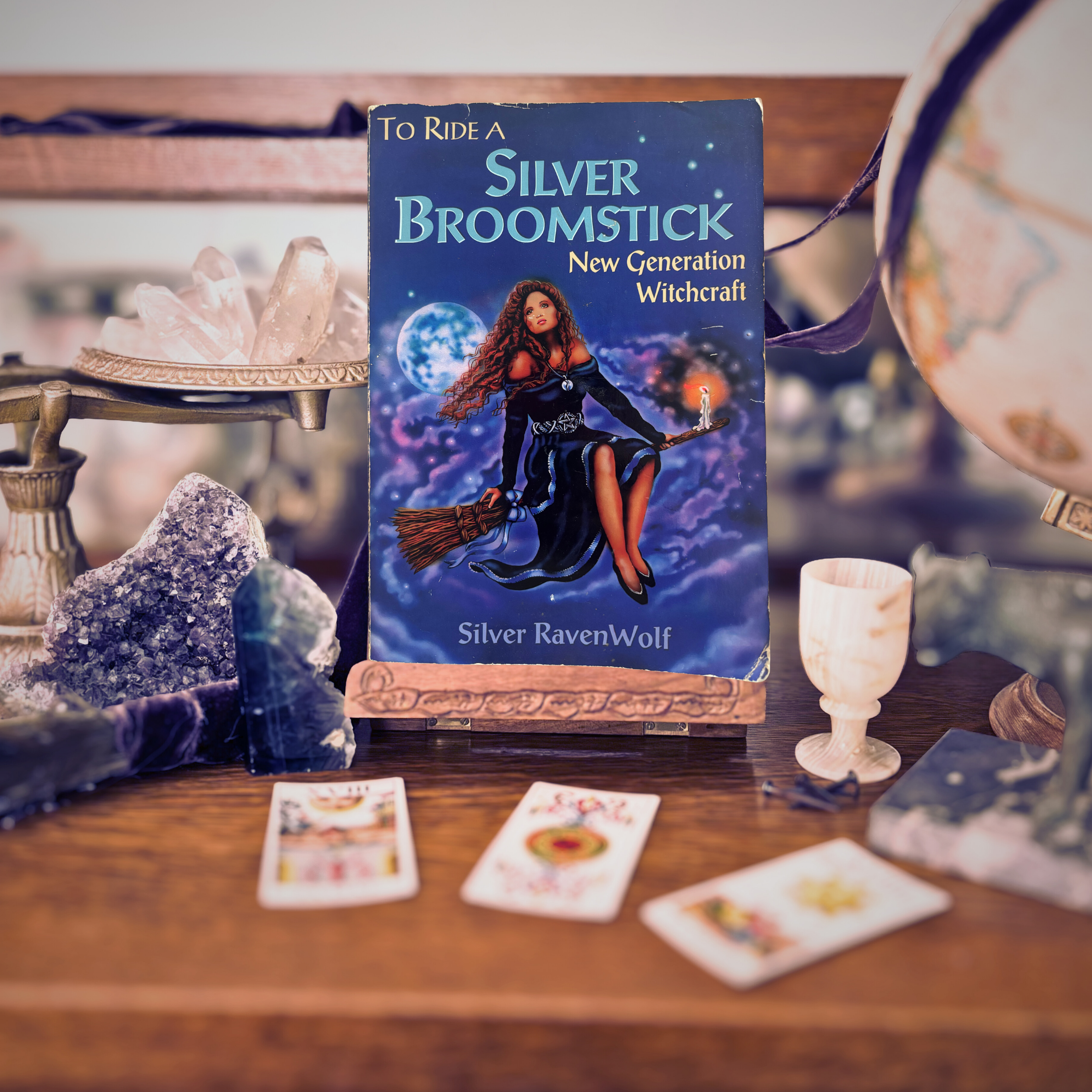 To Ride a Silver Broomstick: New Generation Witchcraft | Silver Ravenwolf | 2002 | Pre-owned